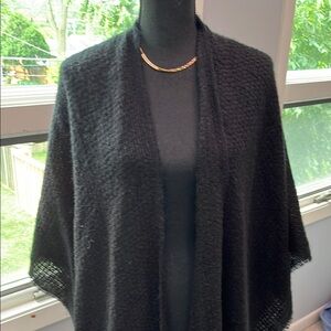 Specialty House Black Women's Wrap